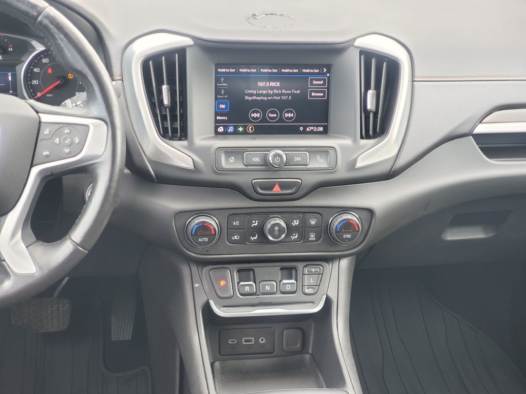 Used 2020 GMC Terrain SLE w/ Driver Convenience Package FWD image 22