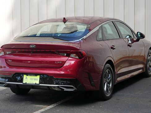 Used 2021 Kia K5 LXS FWD image 42