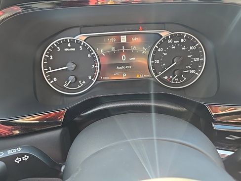 New 2025 Nissan Pathfinder SL image 15