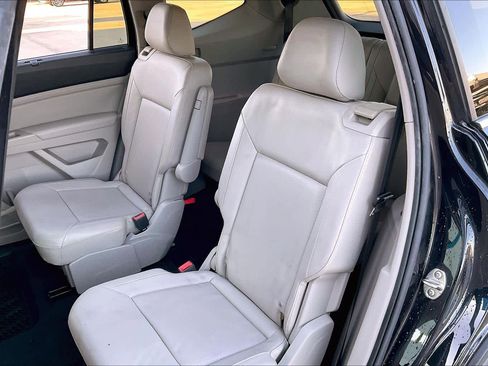 Used 2019 Volkswagen Atlas SE image 20