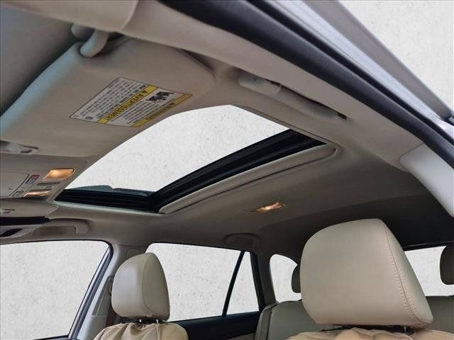 Used 2017 Subaru Outback 2.5i Limited AWD/4WD image 15