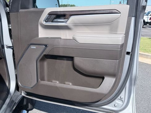 Used 2024 GMC Sierra 1500 SLT w/ SLT Convenience Package AWD/4WD image 29