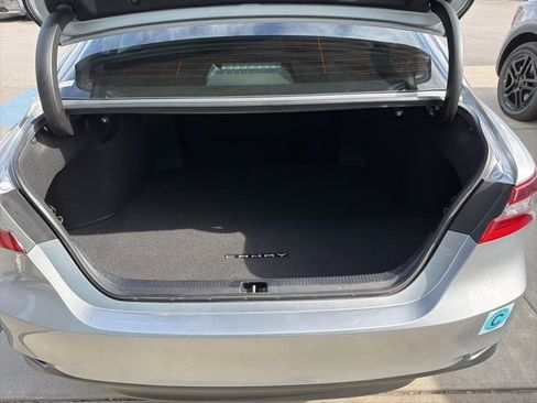 Used 2022 Toyota Camry LE w/ Audio Upgrade Package image 28