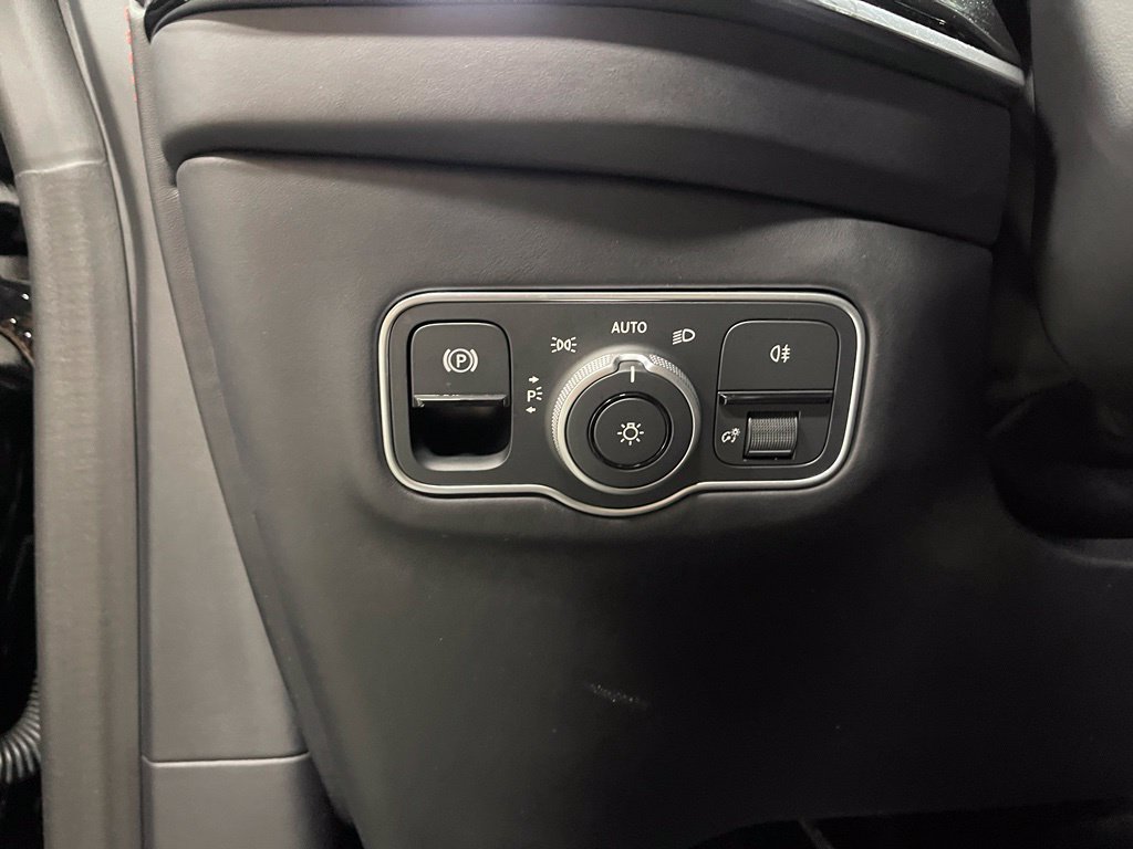 Used 2025 Aston Martin DBX 707 AWD/4WD image 19