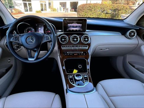 Used 2018 Mercedes-Benz GLC 300 image 15