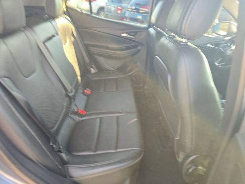Used 2020 Buick Encore GX Essence FWD image 16