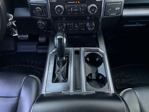 Used 2019 Ford F150 XLT w/ Equipment Group 302A Luxury image 19