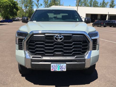 Used 2025 Toyota Tundra SR5 w/ TRD Off-Road Package AWD/4WD image 9