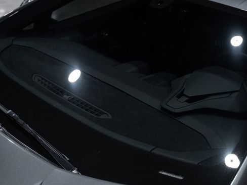 Used 2020 Lamborghini Huracan EVO image 64