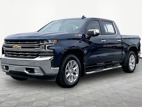 Used 2022 Chevrolet Silverado 1500 LTZ AWD/4WD image 3