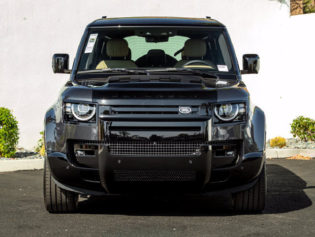 New 2026 Land Rover Defender 110 X AWD/4WD image 3