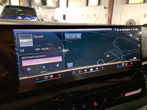 New 2026 BMW 530i w/ Premium Package image 23