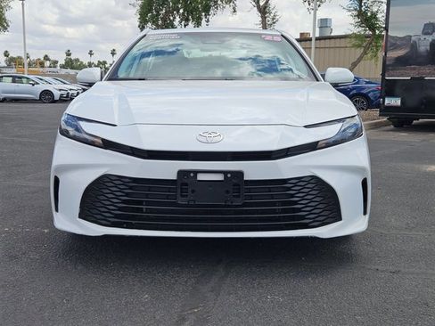 Used 2025 Toyota Camry LE FWD image 2