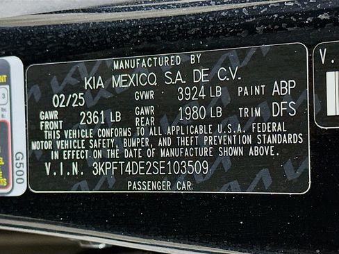 Used 2025 Kia K4 LXS image 12