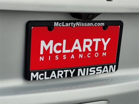 Used 2024 Jeep Compass Trailhawk image 7