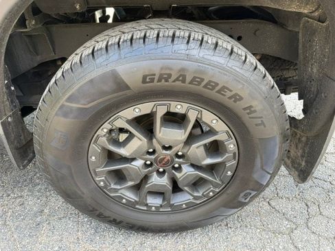 Used 2023 Nissan Frontier PRO-4X w/ Pro-4X Premium Package AWD/4WD image 8