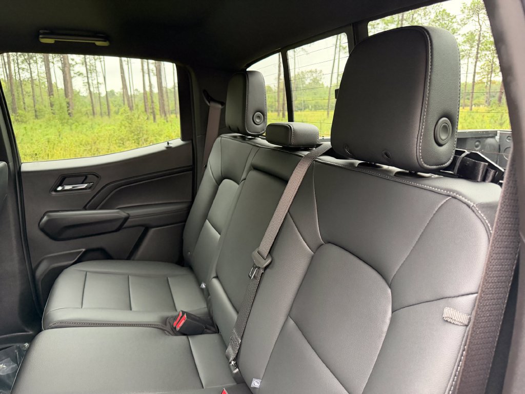 New 2026 Chevrolet Colorado LT w/ LT Convenience Package RWD image 27