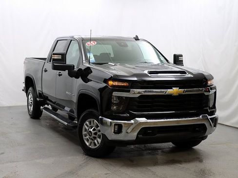 Certified 2025 Chevrolet Silverado 2500 LT w/ Convenience Package image 1