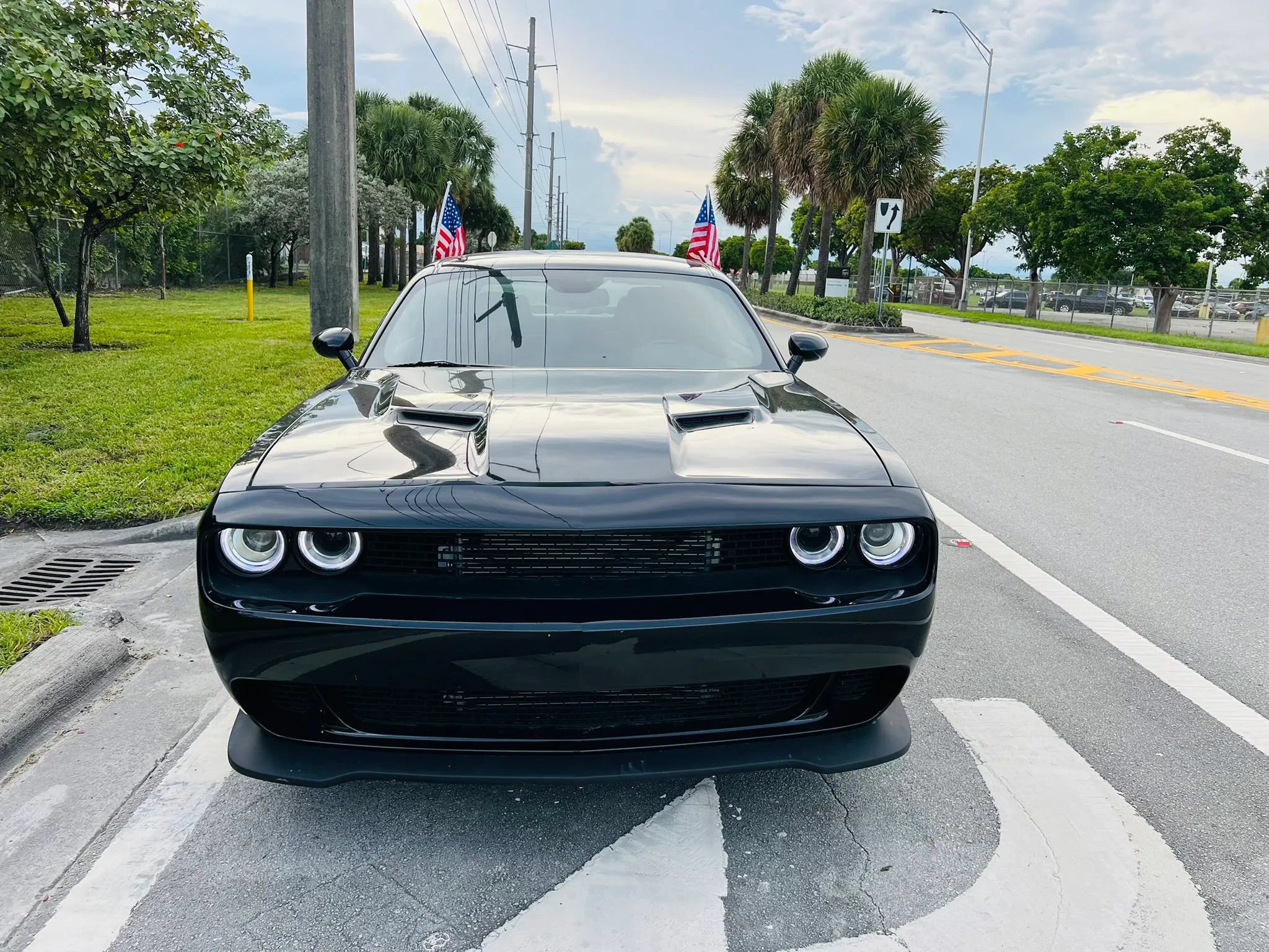 Used 2015 Dodge Challenger R/T w/ Quick Order Package 22B R/T RWD image 8