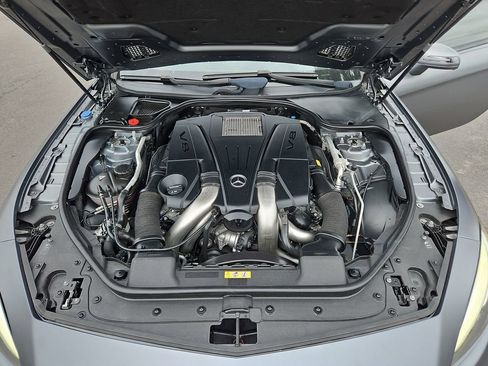Used 2018 Mercedes-Benz SL 550 image 34