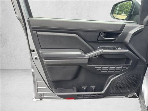 Certified 2025 Toyota Tacoma SR5 AWD/4WD image 13