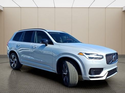 Used 2023 Volvo XC90 T8 Plus AWD/4WD image 11