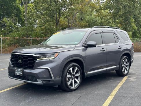 Used 2023 Honda Pilot Elite image 8