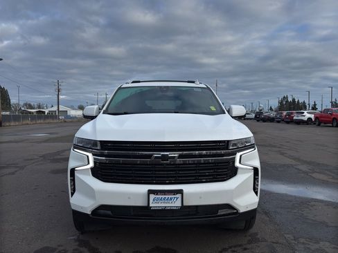 Used 2022 Chevrolet Tahoe RST w/ Luxury Package image 2