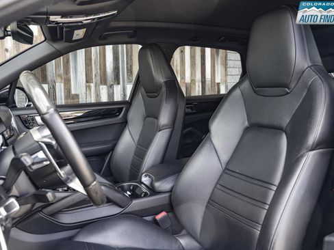 Used 2019 Porsche Cayenne S AWD/4WD image 13