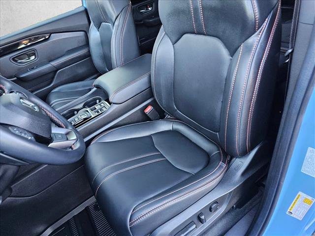Used 2025 Honda Pilot TrailSport image 23