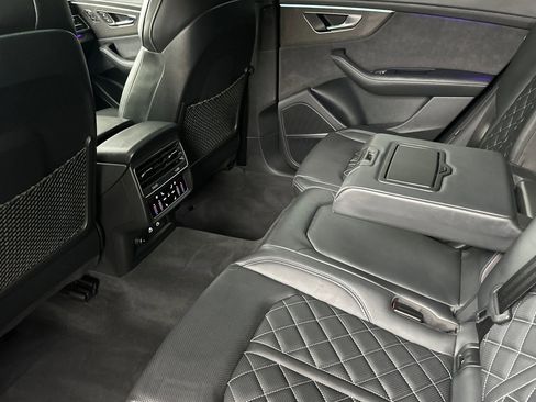 Used 2023 Audi SQ8 Prestige image 28