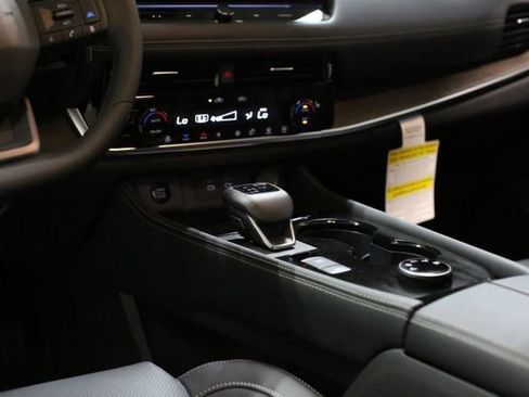 New 2026 Nissan Rogue Platinum image 16