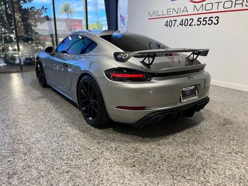 Used 2021 Porsche 718 Cayman GT4 image 5