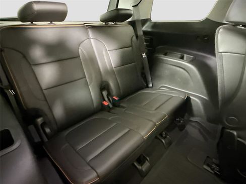 Used 2023 GMC Acadia AT4 w/ Technology Package AWD/4WD image 22