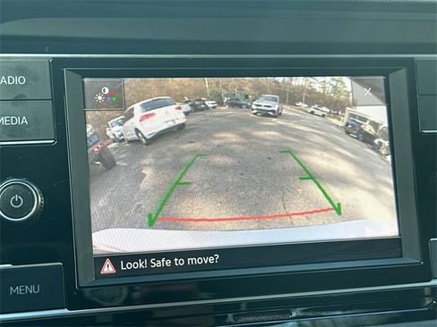 Used 2023 Volkswagen Jetta Sport image 21