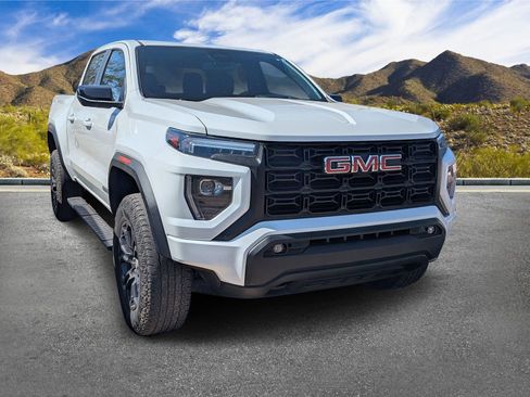 Used 2023 GMC Canyon Elevation w/ Elevation Premium Package RWD image 3