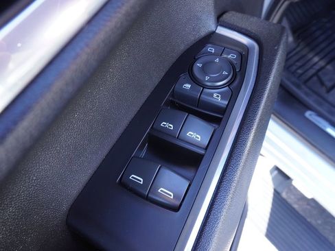 Certified 2022 GMC Sierra 1500 SLT w/ SLT Premium Plus Package image 17