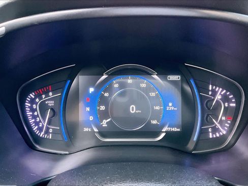 Used 2019 Hyundai Santa Fe SEL FWD image 25