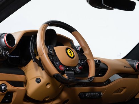 Used 2022 Ferrari F8 Tributo image 29