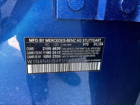 Certified 2024 Mercedes-Benz GLA 250 4MATIC image 4