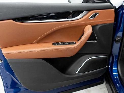 Used 2022 Maserati Levante GT image 13