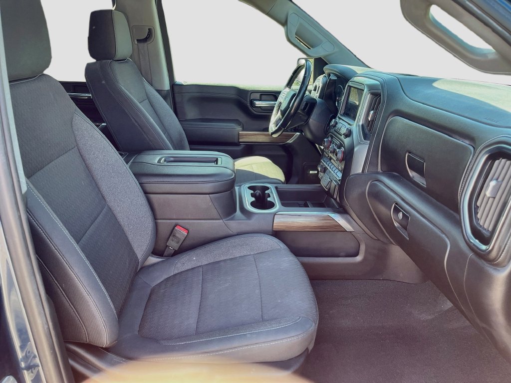 Used 2019 Chevrolet Silverado 1500 RST w/ All-Star Edition AWD/4WD image 28