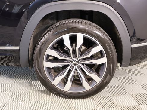 Used 2023 Volkswagen Atlas Cross Sport SEL Premium R-Line image 19