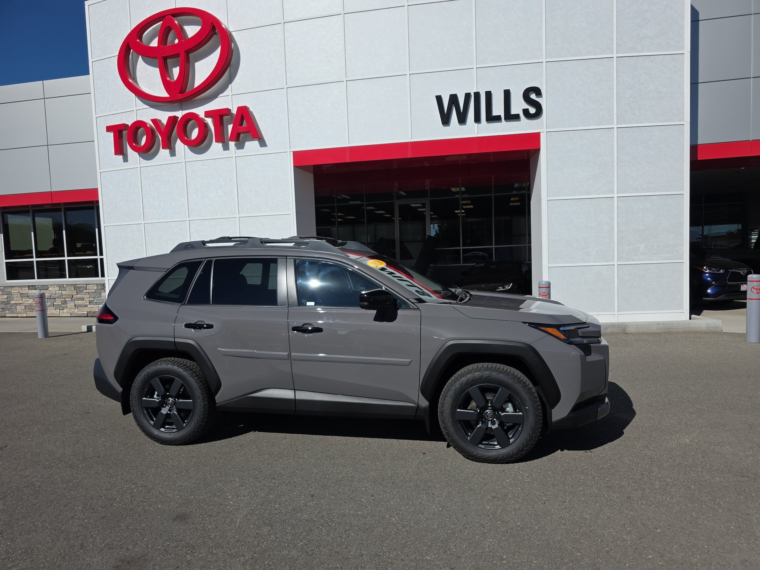 Used 2026 Toyota RAV4 AWD Plug-in Hybrid image 1