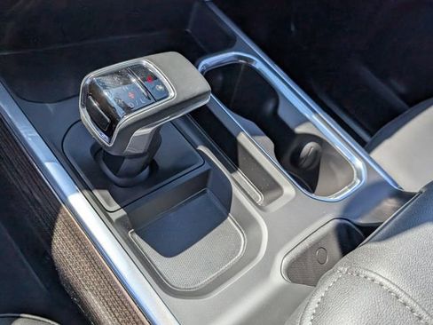 New 2026 Chevrolet Silverado 1500 RST w/ Redline Edition AWD/4WD image 12