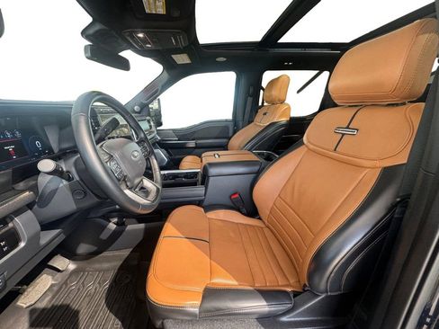 Used 2024 Ford F250 Platinum w/ Tremor Off-Road Package image 10