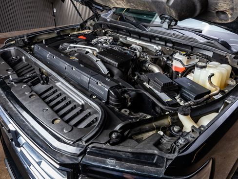 Used 2024 GMC Sierra 2500 AT4 w/ AT4 Premium Plus Package image 36