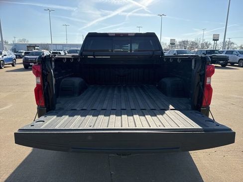 Used 2019 Chevrolet Silverado 1500 LTZ w/ LTZ Premium Package image 5