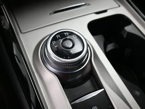 Used 2022 Ford Explorer ST-Line w/ Class IV Trailer Tow Package image 15