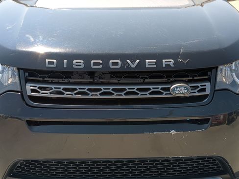 Used 2019 Land Rover Discovery Sport SE AWD/4WD image 9
